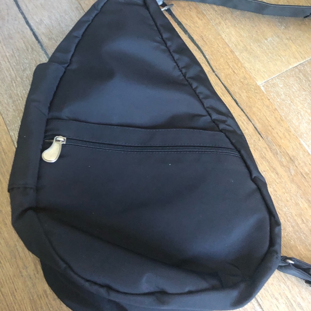 Ameribag Medium Classic Microfiber Healthy Back Bag, Black